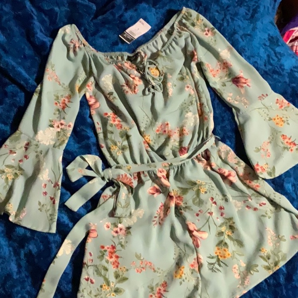 Floral Romper Rue 21 Size Small NWT
